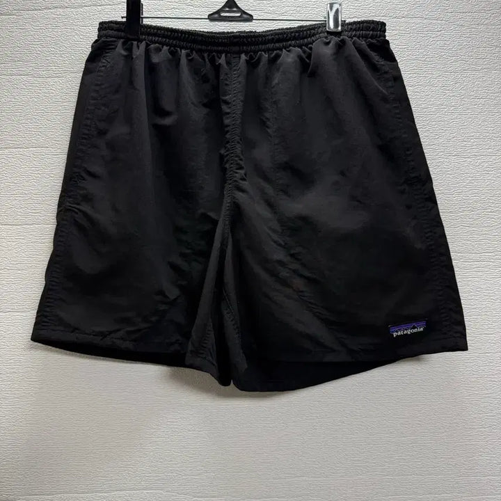 [BUNJANG] Patagonia Elastic Shorts Black STY57021SP19 / 파타고니아 블랙 반바지 (STY57021SP19)
