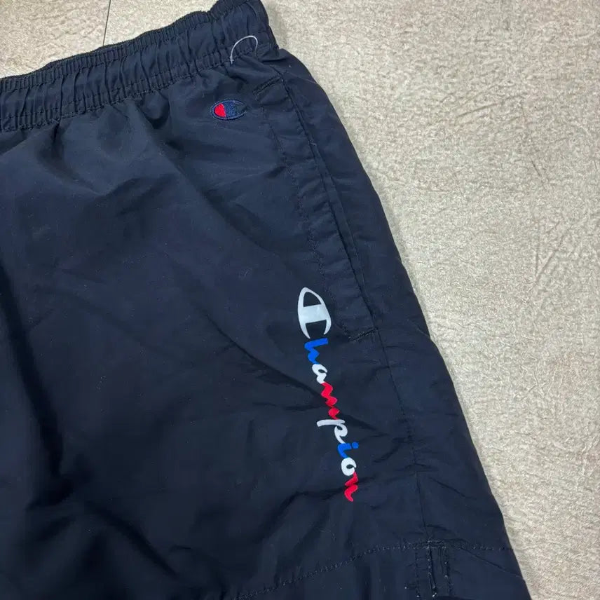 [BUNJANG] Champion Small Logo Swim Shorts / 챔피온 스몰로고 스윔 반바지