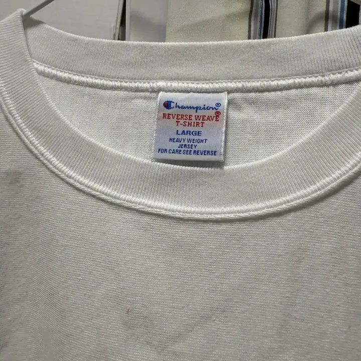 [BUNJANG] Champion Reverse Weave Tiger Camo Pocket T-Shirt Large / 챔피온(Champion) 리버스 위브 카모 포켓 티셔츠 L