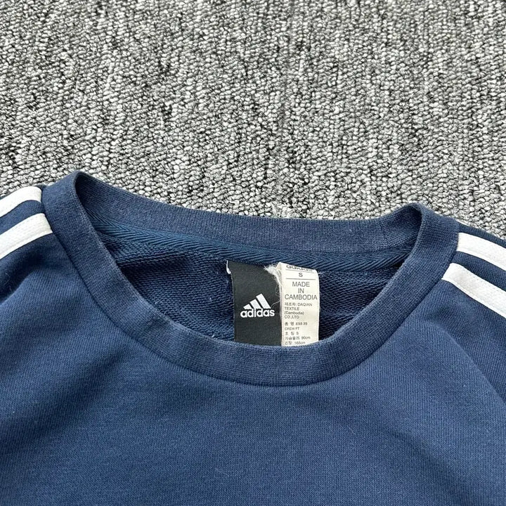 [SOLD OUT] 아디다스 네이비 맨투맨 S