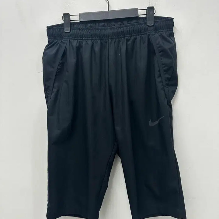 [BUNJANG] Nike Black Functional 5-Inch Shorts L / [만원 아라비아빈티지]나이키 블랙 기능성 5부 반바지 L