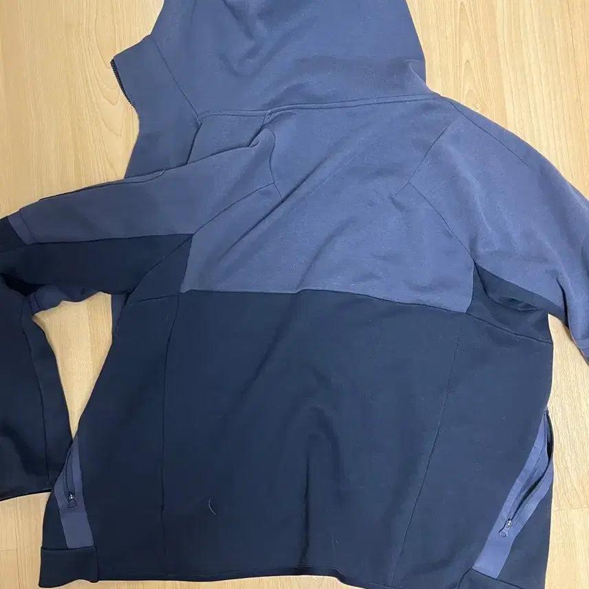 [BUNJANG] Adidas Hooded Zip-Up Jacket L / 아디다스 후드 집업