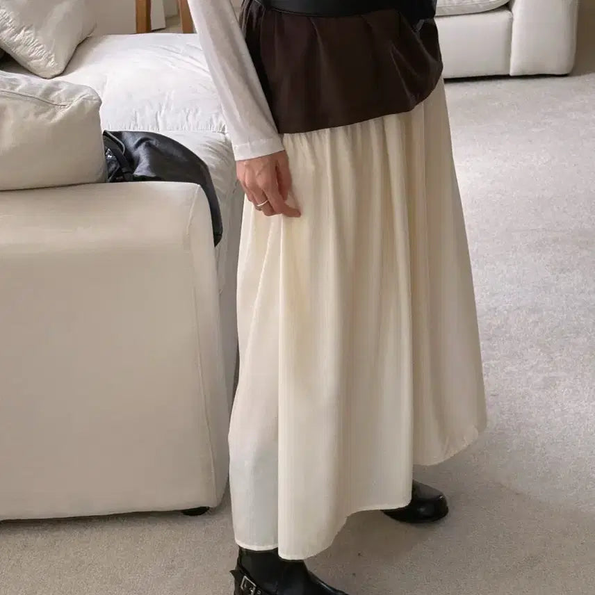 [BUNJANG] Cremme Murrey Shirring Skirt Black / 크렘므 머레이 셔링 스커트 블랙 m사이즈
