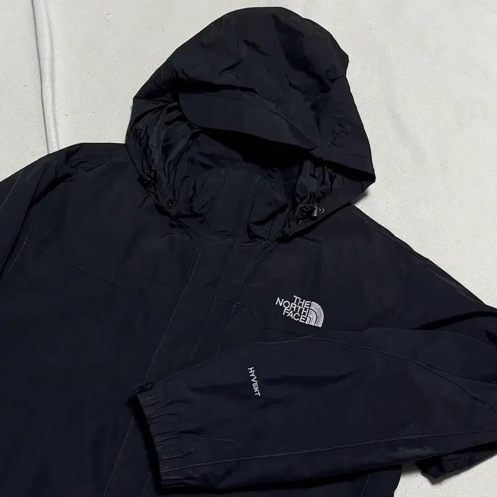 [BUNJANG] The North Face Black Windbreaker Jacket Size 100 / 노스페이스 Black 바람막이 100