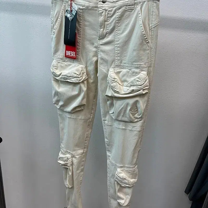 [BUNJANG] Diesel Iori Cargo Pants / 여) 디젤 아이포리 카고팬츠