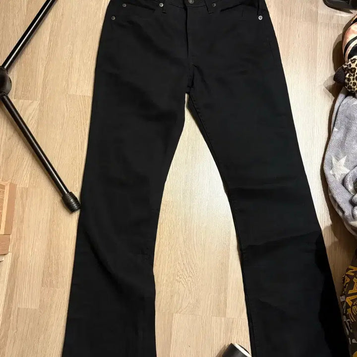 [SOLD OUT] 리바이스 517 30-33