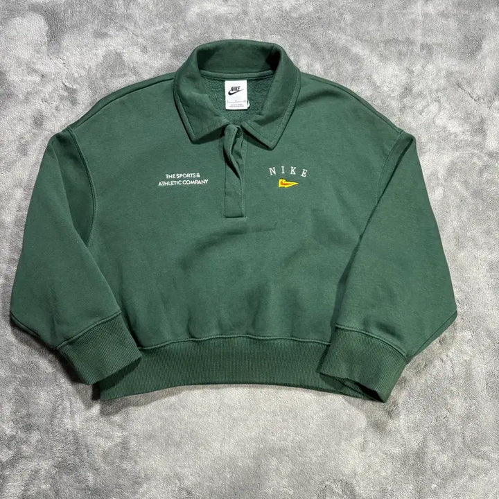 [BUNJANG] Nike Green Cropped Collar Sweatshirt / 나이키 그린 크롭 카라넥 맨투맨