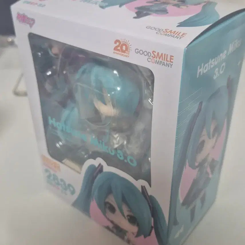 [BUNJANG] Hatsune Miku 3.0 Nendoroid 2839 Vocaloid Figure (Sealed) / [판매] 미개봉 하츠네 미쿠 3.0 넨도로이드 2839 보컬로이드 피규어
