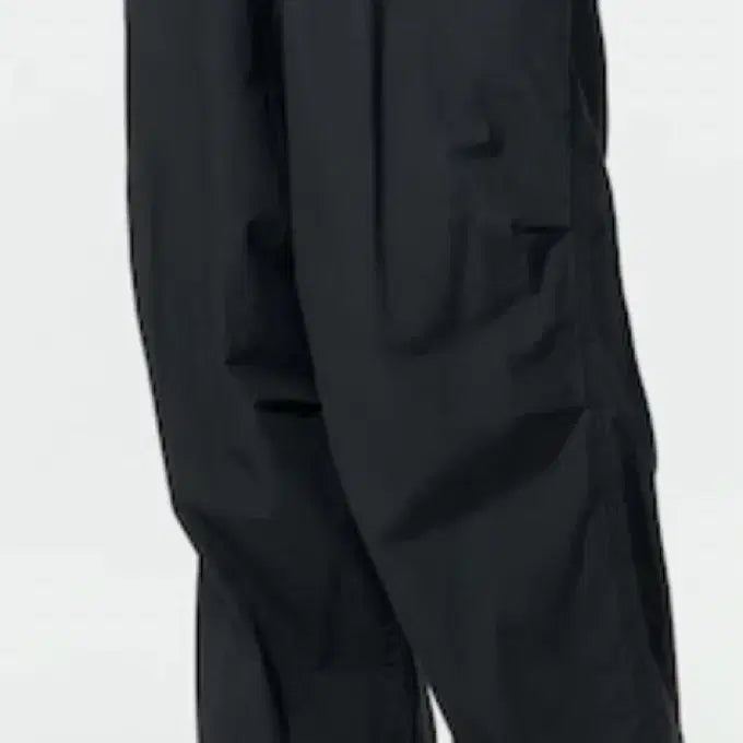 [BUNJANG] Uniqlo Parachute Pants Black M / 유니클로 파라슈트 팬츠 블랙 M 팝니다 (새제품)