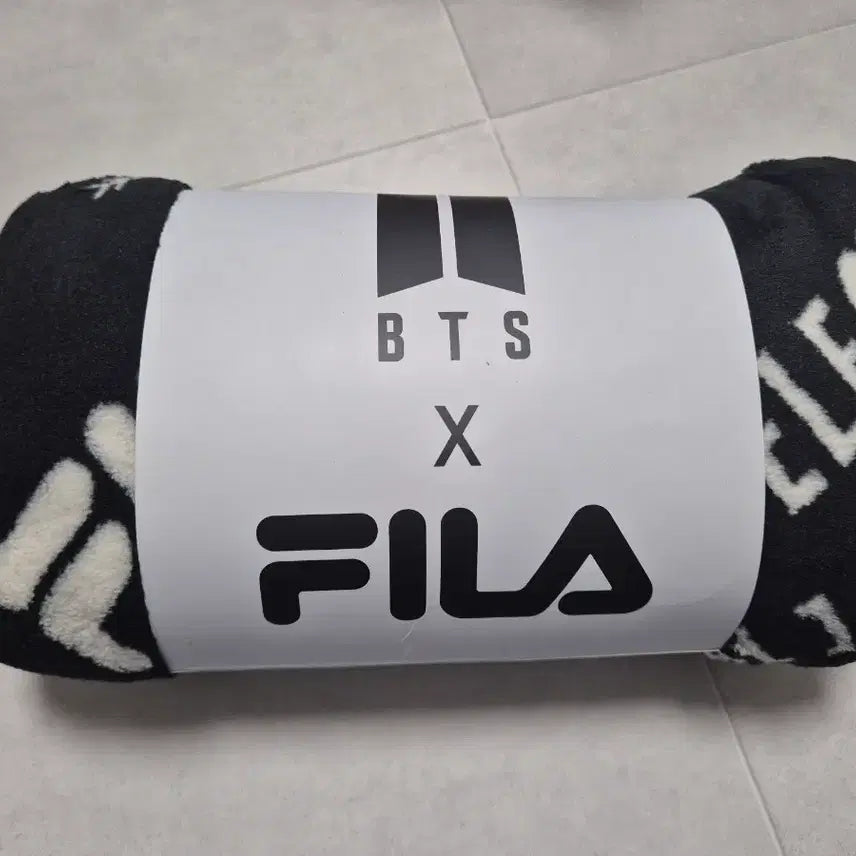 [BUNJANG] BTS Speak Yourself FILA Blanket / bts 스픽콘 FILA 담요