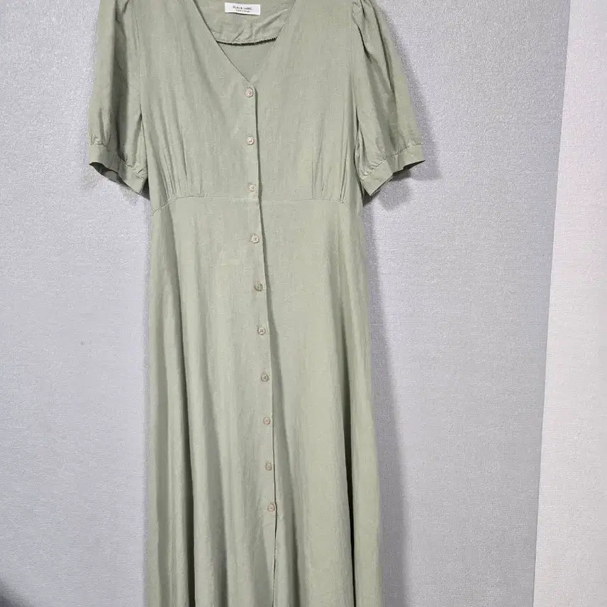 [BUNJANG] Black Label V-Neck Linen Dress / 블랙라벨 브이넥 린넨원피스 66