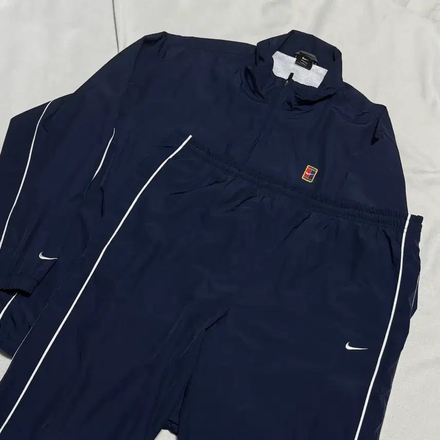 [BUNJANG] Nike Golf Navy Windbreaker &amp; Nylon Pants Set-Up (Large) / 나이키 셋업 L