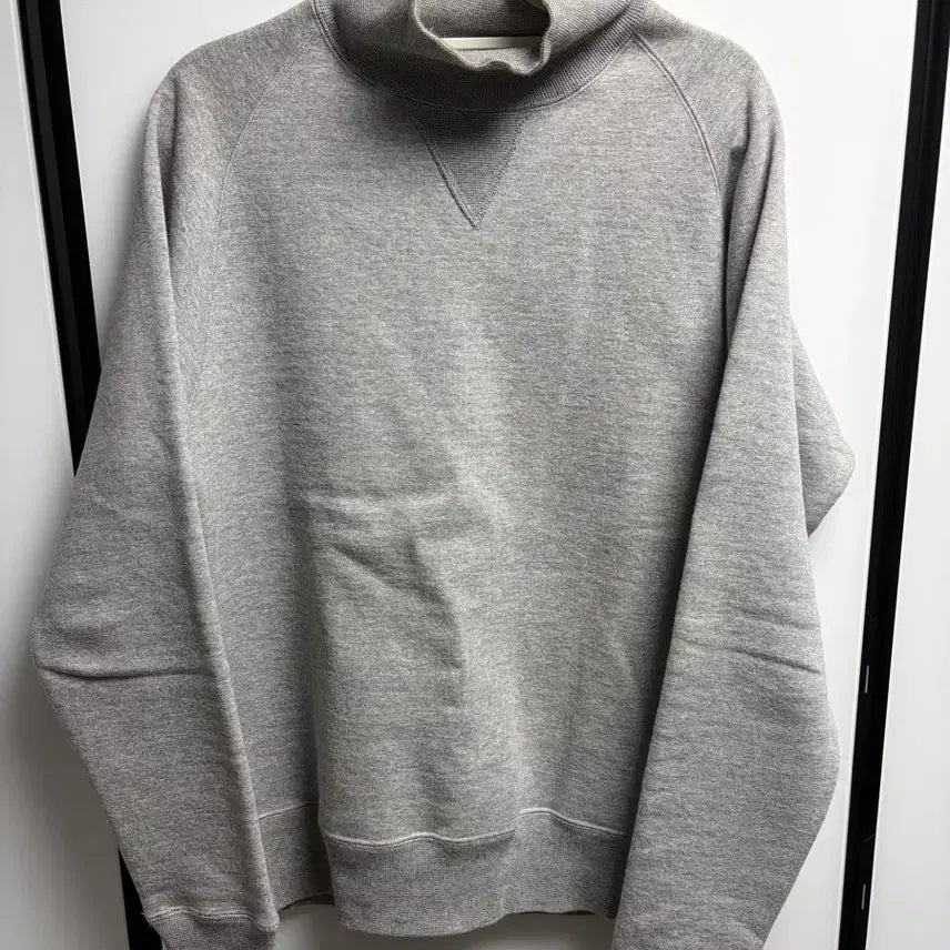[BUNJANG] Riding High Grey Sweatshirt L / 라이딩하이 회색 맨투맨 티셔츠 L 사이즈 그레이