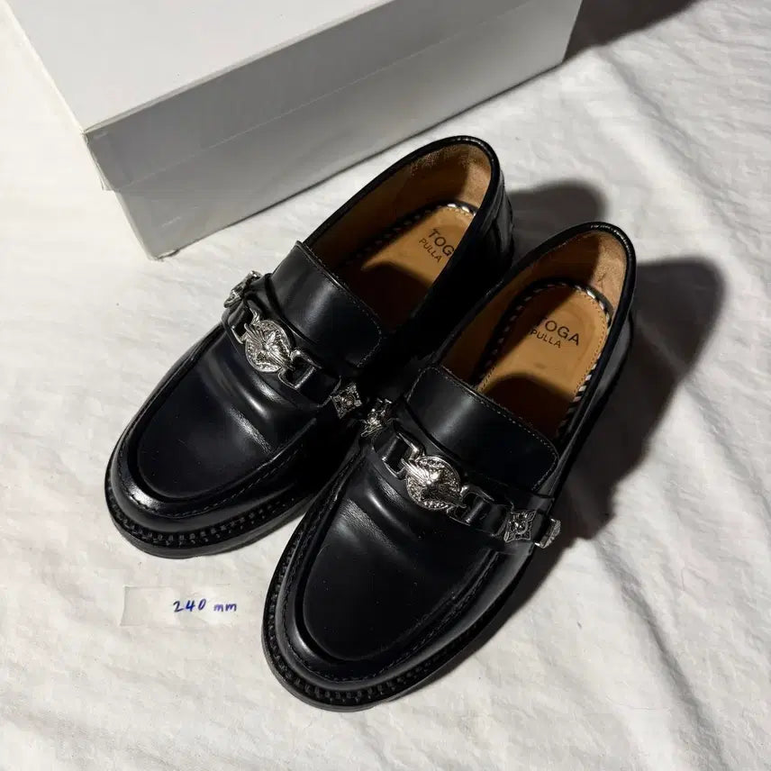 [BUNJANG] TOGA PULLA Black Loafers 240mm / TOGA PULLA 토가풀라 블랙 로퍼 240mm