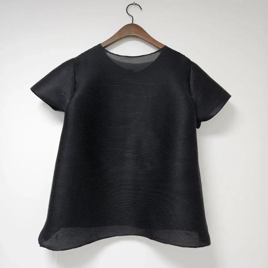 [BUNJANG] MJ Pleats Black Short-Sleeve Blouse / 새상품) MJ 플리츠 블랙 반팔 블라우스