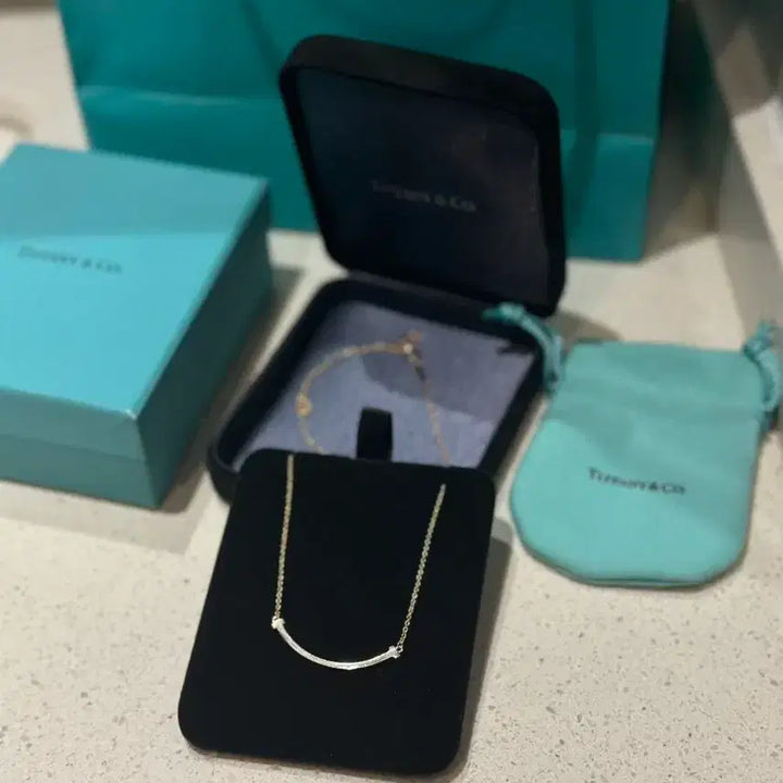 [BUNJANG] Tiffany &amp; Co. Smile Pendant Necklace / 티파니앤코 스마일 펜던트 목걸이