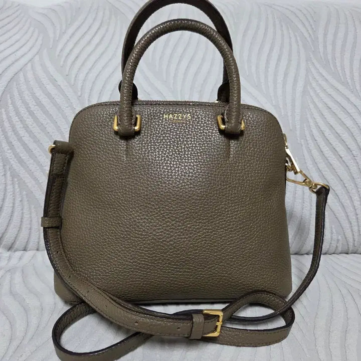 [BUNJANG] Hazzys Leather Tote Bag Shoulder Bag (Khaki) / 헤지스 가죽 토트백 겸 숄더백(카키)