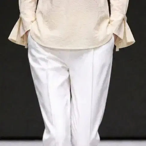 [BUNJANG] It Misha Ivory Blouse / 잇 미샤 아이보리색 블라우스