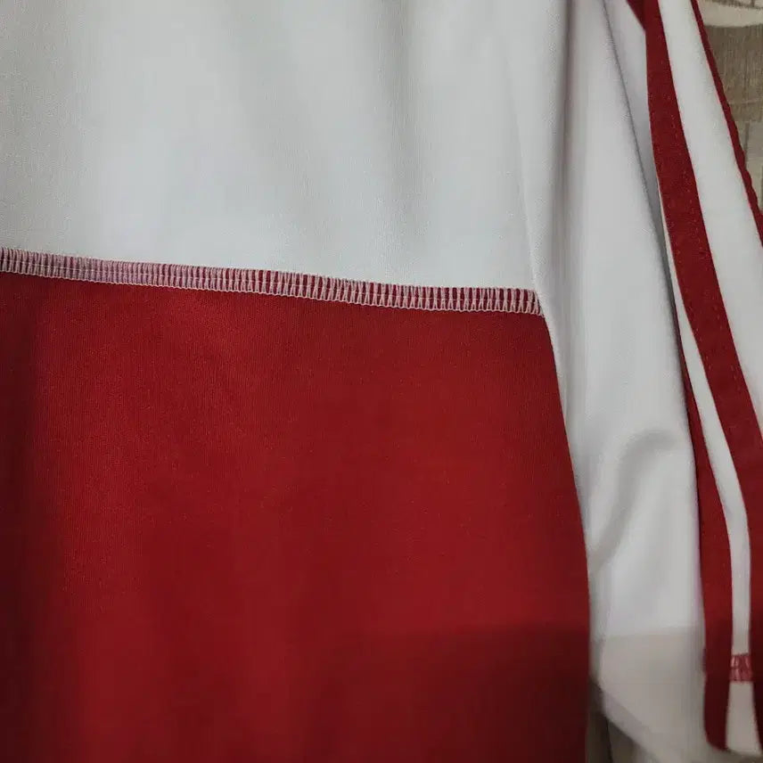 [BUNJANG] Adidas White/Red Three-Stripes Short-Sleeve T-Shirt Size 110 / 아디다스 흰빨 삼선 반팔티 110