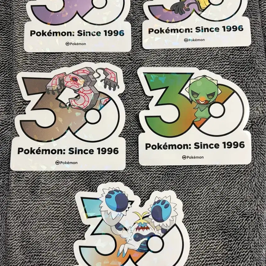[SOLD OUT] 한국한정 포켓몬 30주년 로고 스티커 데스마스 진화 세트 및 기타