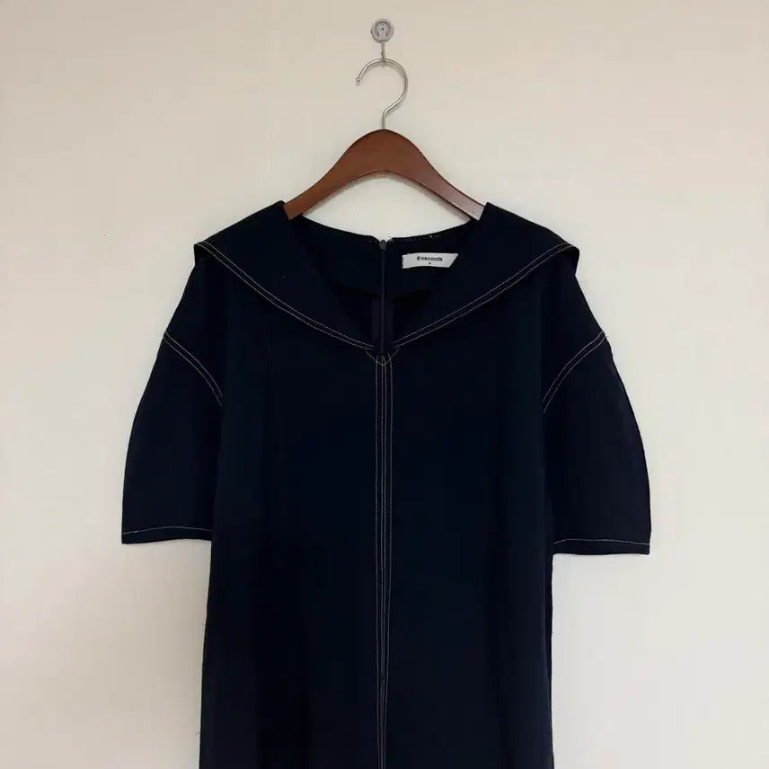 [BUNJANG] 8 Seconds Long Dress Navy with White Stitching / 에잇 세컨즈 롱원피스.