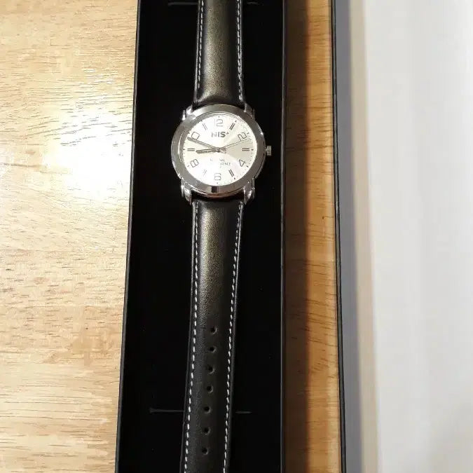 [BUNJANG] NIS National Intelligence Service Quartz Watch Black Leather Strap (Unused) / NIS 쿼츠 국정원절대시계 블랙 가죽줄(미사용)