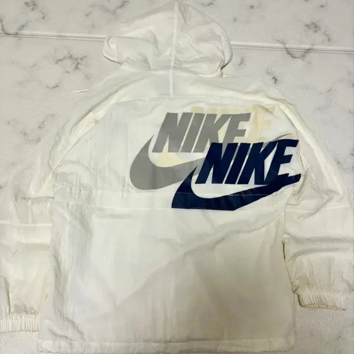 [BUNJANG] Nike NSW Multi Futura Lightweight Woven Jacket / 나이키 NSW 멀티 퓨추라 라이트웨이트 우븐 자켓
