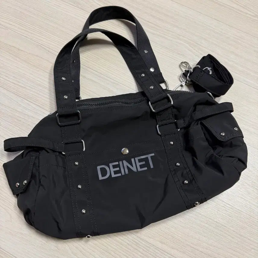 [SOLD OUT] 다이닛 로고 더플 미니 크로스백 가방