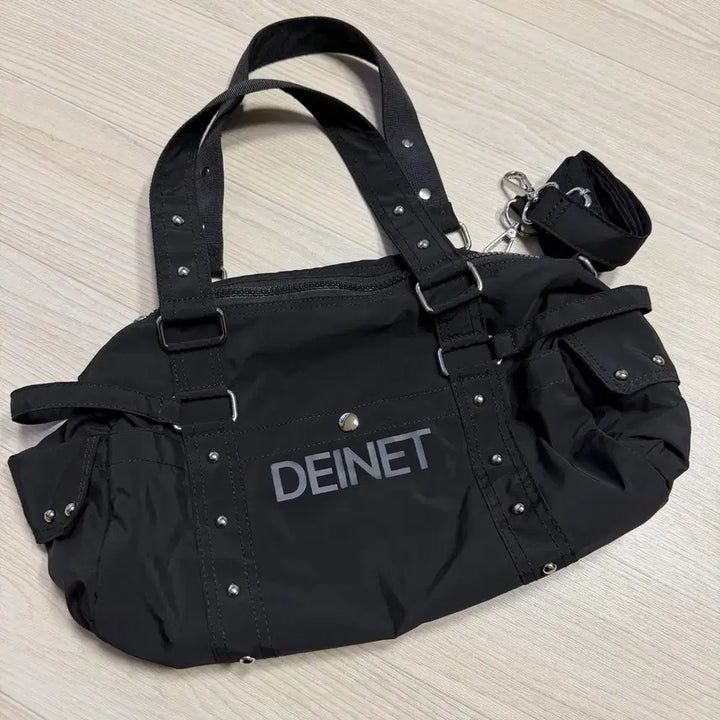 [SOLD OUT] 다이닛 로고 더플 미니 크로스백 가방