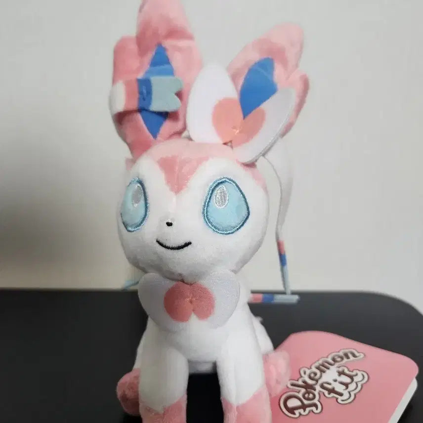 [BUNJANG] Pokemon Center Fit Sylveon Plush / 포켓몬센터 fit 님피아 인형