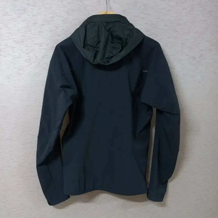 [BUNJANG] Montura Black Full Zip Hoodie Jacket Men&