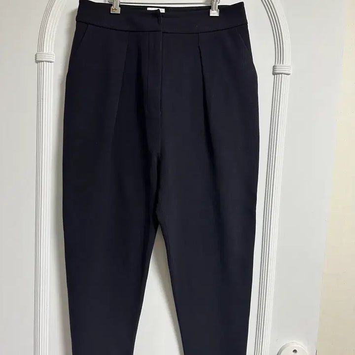 [BUNJANG] KUHO Semi Wide Pintuck Slacks / KUHO 세미 와이드 핀턱 슬랙스