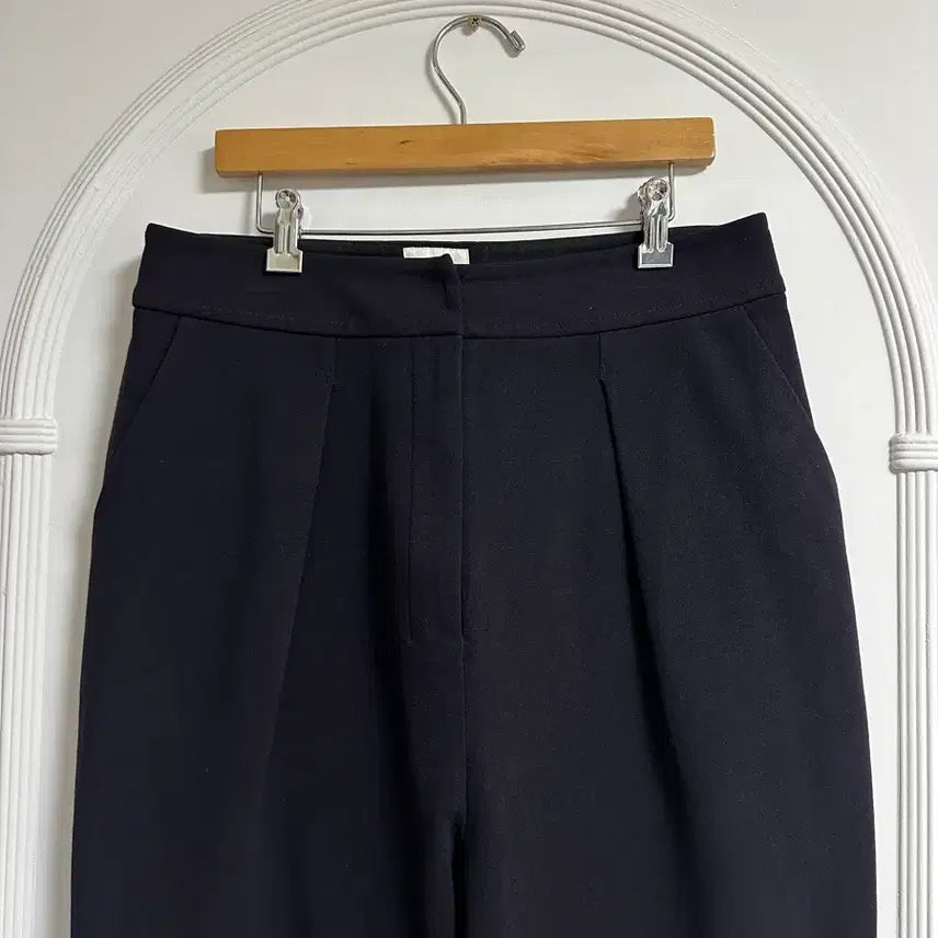 [BUNJANG] KUHO Semi Wide Pintuck Slacks / KUHO 세미 와이드 핀턱 슬랙스