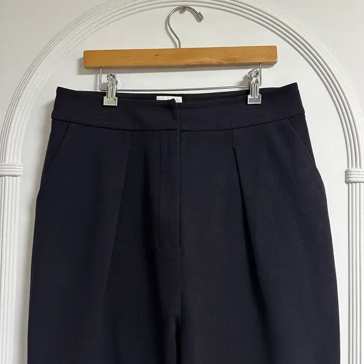 [BUNJANG] KUHO Semi Wide Pintuck Slacks / KUHO 세미 와이드 핀턱 슬랙스