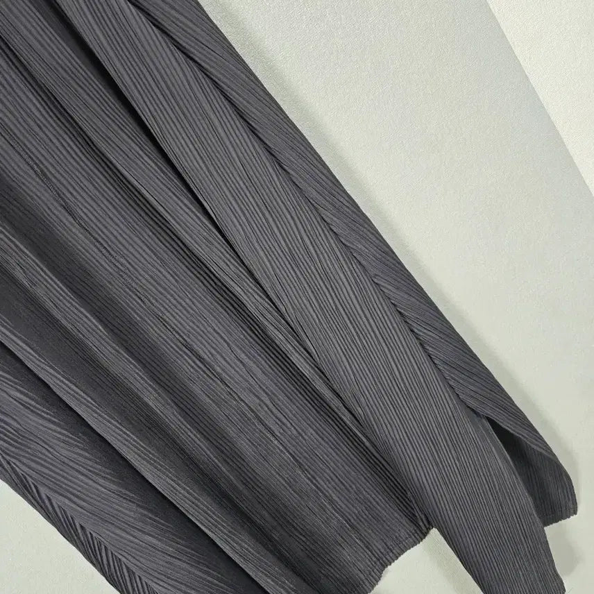 [BUNJANG] Sang Bong Pleats Long Vest / 이상봉 플리츠 롱베스트 프리