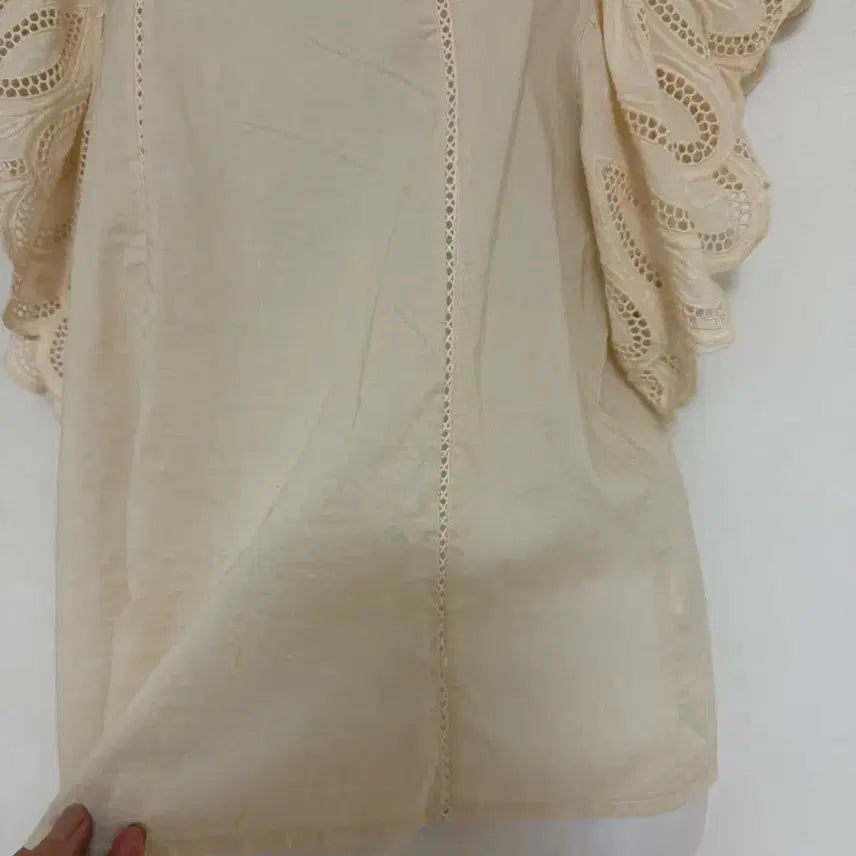 [BUNJANG] Olive Lace Point Shirt / OLIVE레이스포이트 셔츠