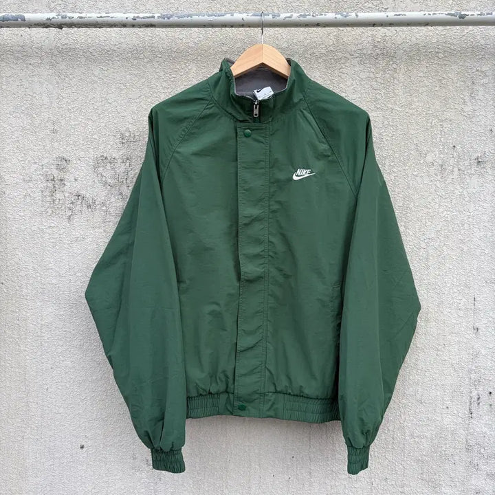[BUNJANG] Nike Club Futura Deep Green Oversized Windbreaker Jacket XL / XL)나이키 클럽 퓨추라 딥그린 오버핏 바람막이 자켓