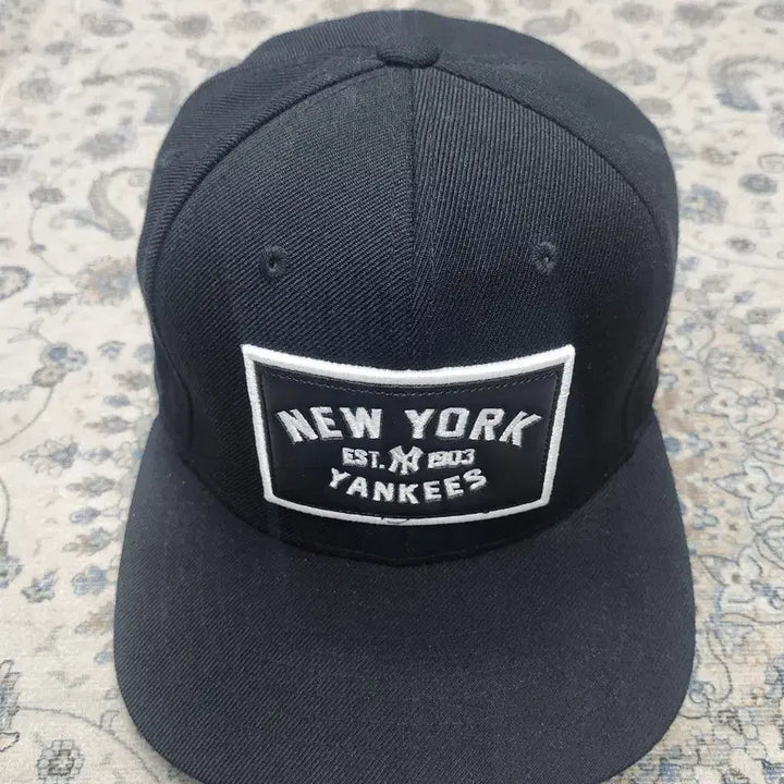 [BUNJANG] MLB New York Yankees Black Snapback Cap / MLB 뉴욕 양키스 블랙 스냅백 F