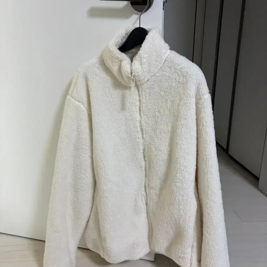 [BUNJANG] SPAO White Fleece Jacket / SPAO 햐얀색 후리스