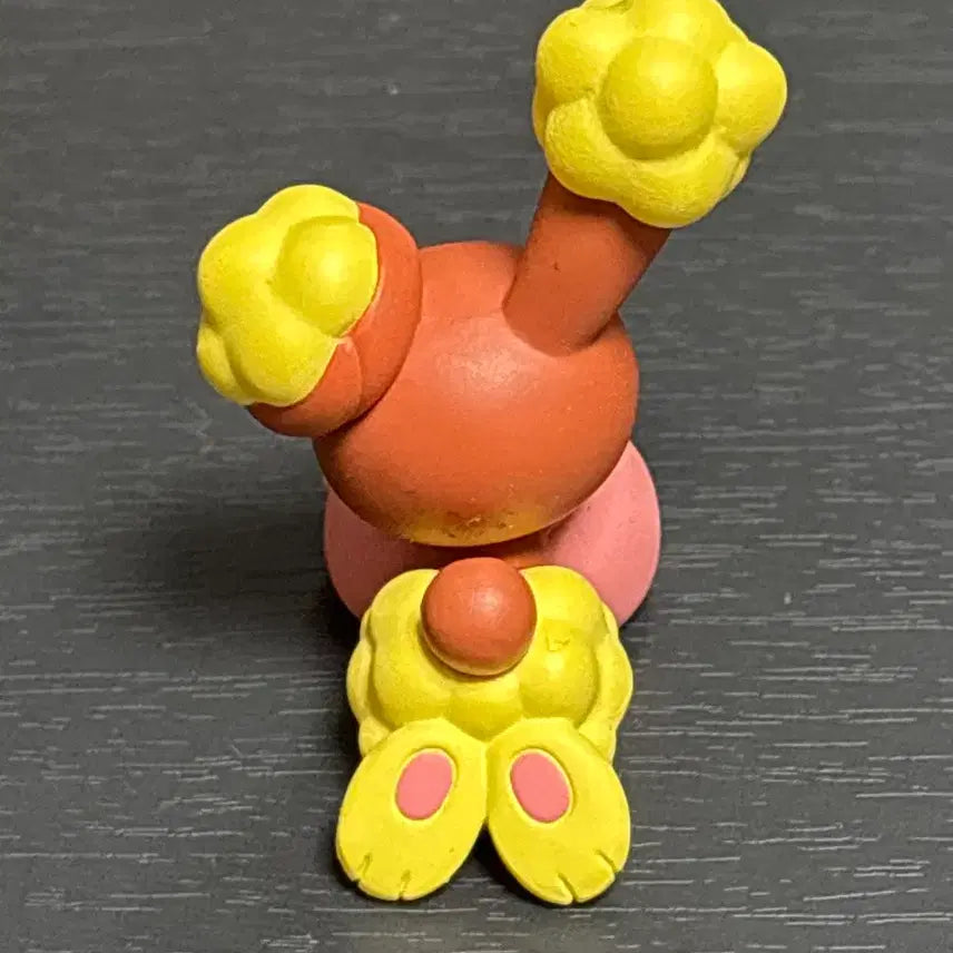 [BUNJANG] Earroll Gacha Toy - Opened / 이어롤 가챠 집에서 편안히