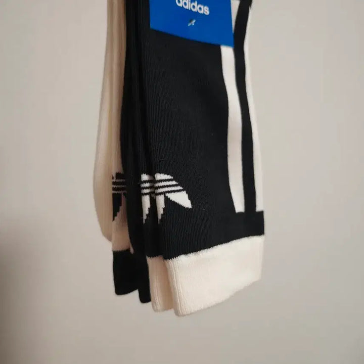 [BUNJANG] Adidas Originals Socks (2 Pairs) / 아디다스 오리지널 양말 (2P)