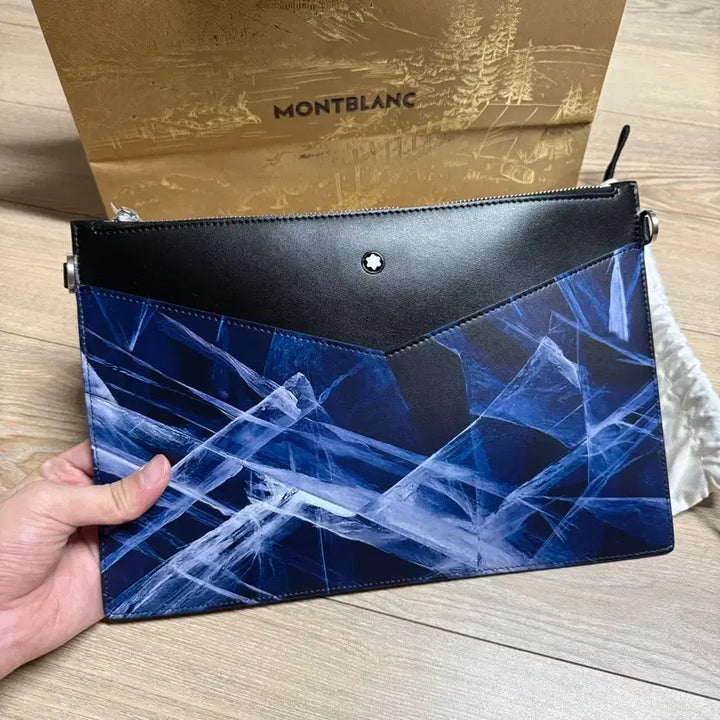 [BUNJANG] Montblanc Authentic Leather Clutch Bag Crossbody / 몽블랑 정품 클러치백 (크로스백 가능) 새제품