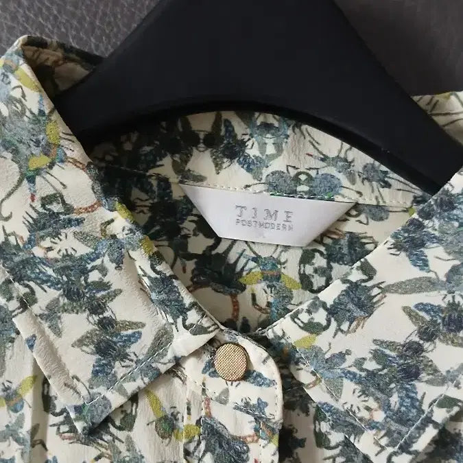 [BUNJANG] Time Collection Shirt Blouse / 타임  셔츠 블라우스 (상태최상)