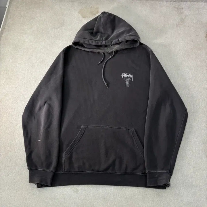 [BUNJANG] Stussy Charcoal World Tour Hoodie Size 110 / 110 스투시 챠콜 월드투어 후드티