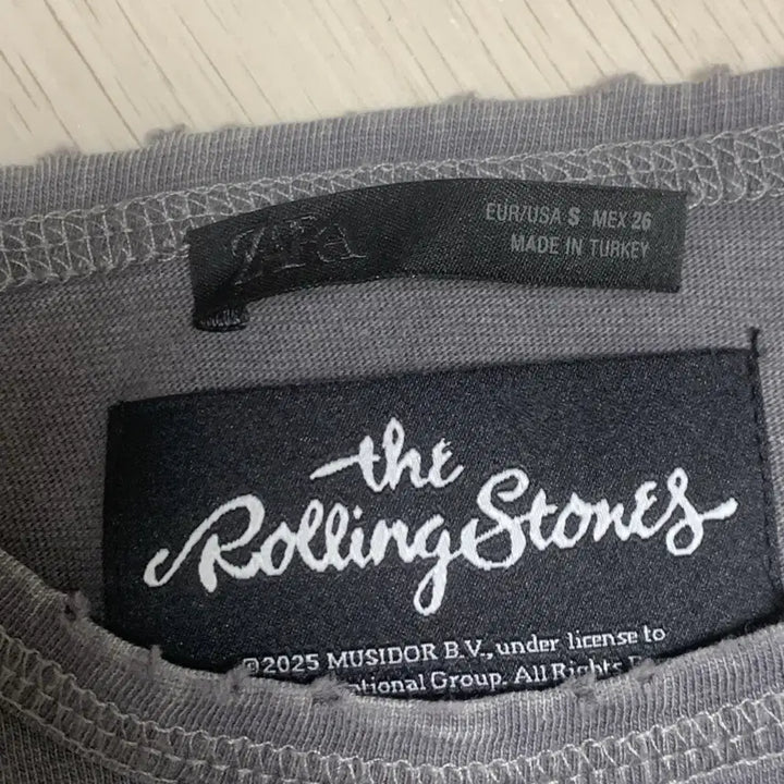 [BUNJANG] Zara Rolling Stones Graphic T-Shirt / 자라 롤링스톤즈 반팔 티셔츠