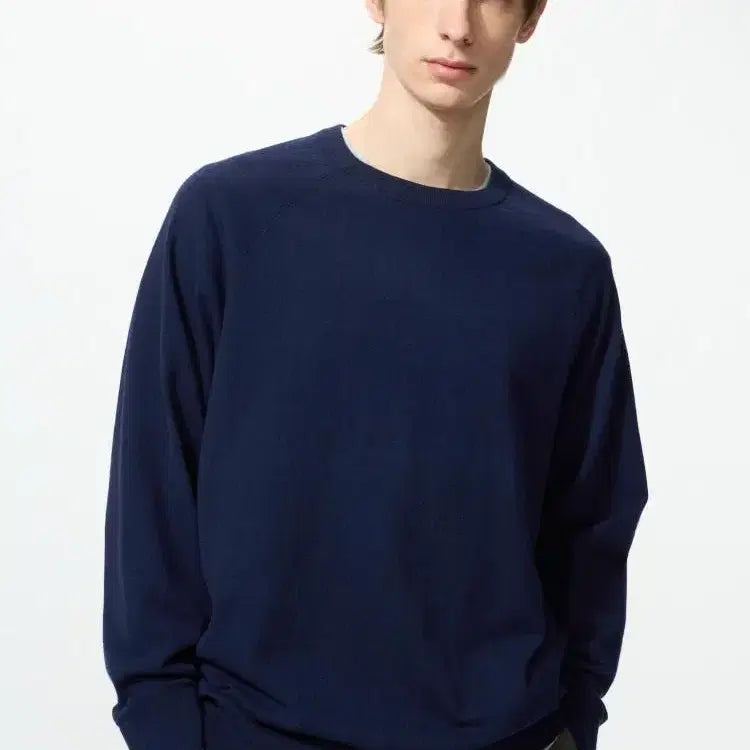 [BUNJANG] Uniqlo Washable Cotton Blend Crewneck Sweater 26SS / 유니클로 워셔블 코튼 블렌드 크루넥 스웨터 26SS