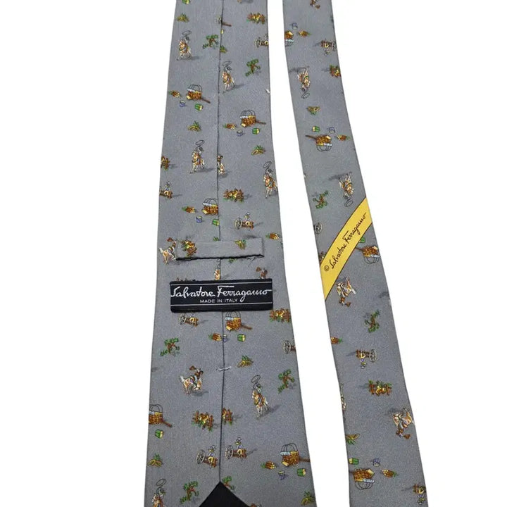 [BUNJANG] Salvatore Ferragamo Vintage Pattern Tie / Salvatore Ferragamo 살바토레 페라가모 빈티지 패턴 넥타이