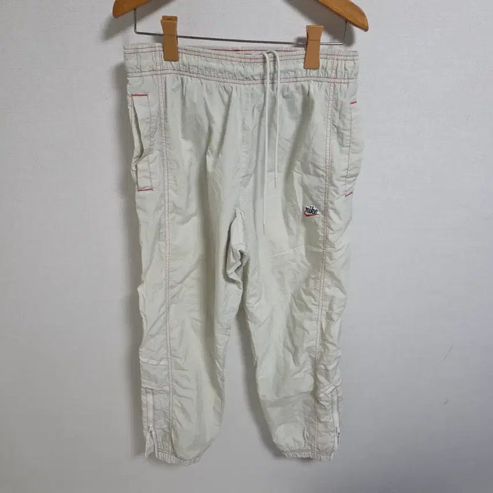 [BUNJANG] Nike Heritage Nylon Jogger Pants (White/Red Stitch) XL / [XL] 나이키 헤리티지 나일론 조거 팬츠 (화이트/레드 스티치)