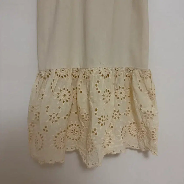 [BUNJANG] 31.Faskion Ivory Eyelet Detail Long Dress / 31.Faskion 원피스<새옷