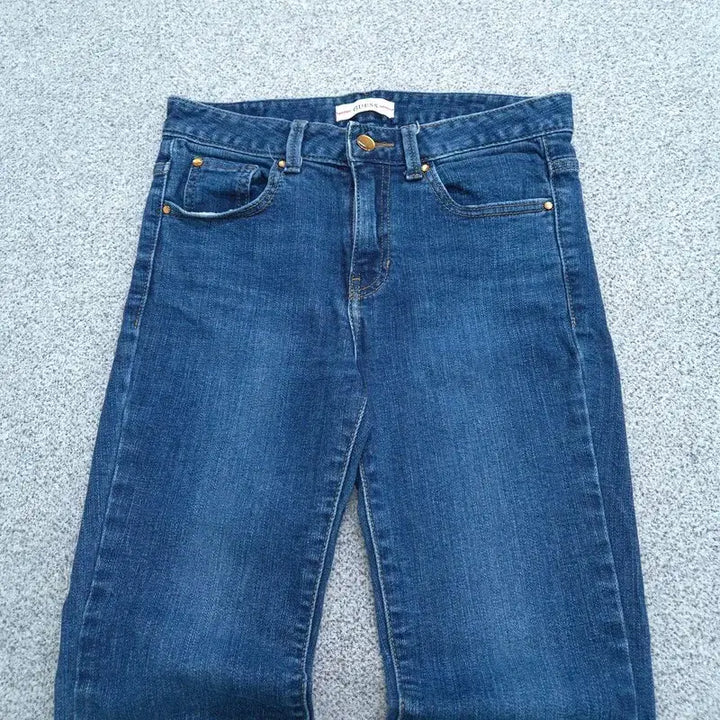 [BUNJANG] Guess Bootcut Jeans Size 26 / 64(26) 게스 부츠컷 청바지 | B